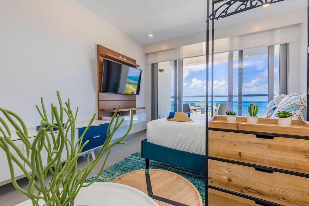 Azure Beach Residences Palm Beach Eksteriør bilde